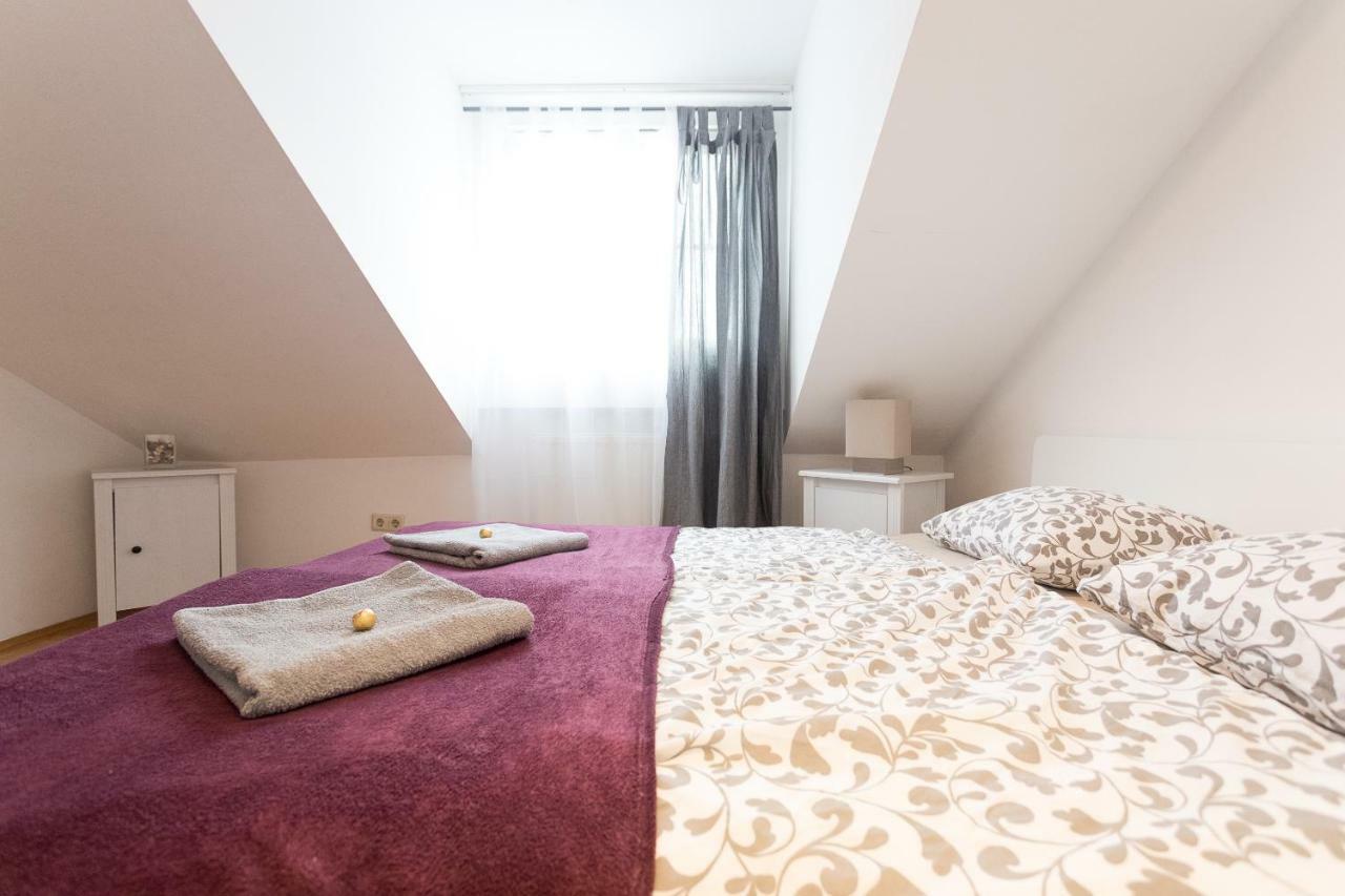 Lovely Two Level For Families Wien